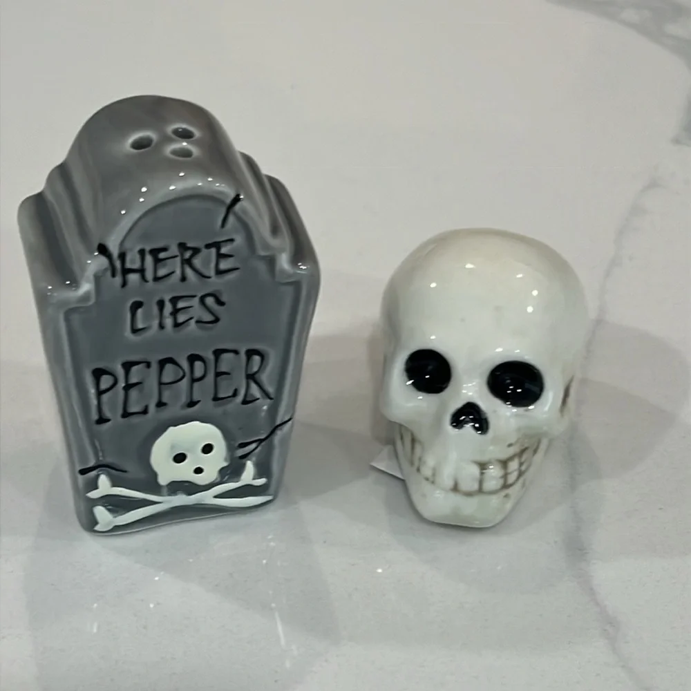 💀Cute. 🎃Mini Halloween.salt & Pepper.